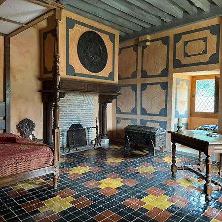 Chateau De Champrenault, Voyagez Dans Le Temps Exterior photo