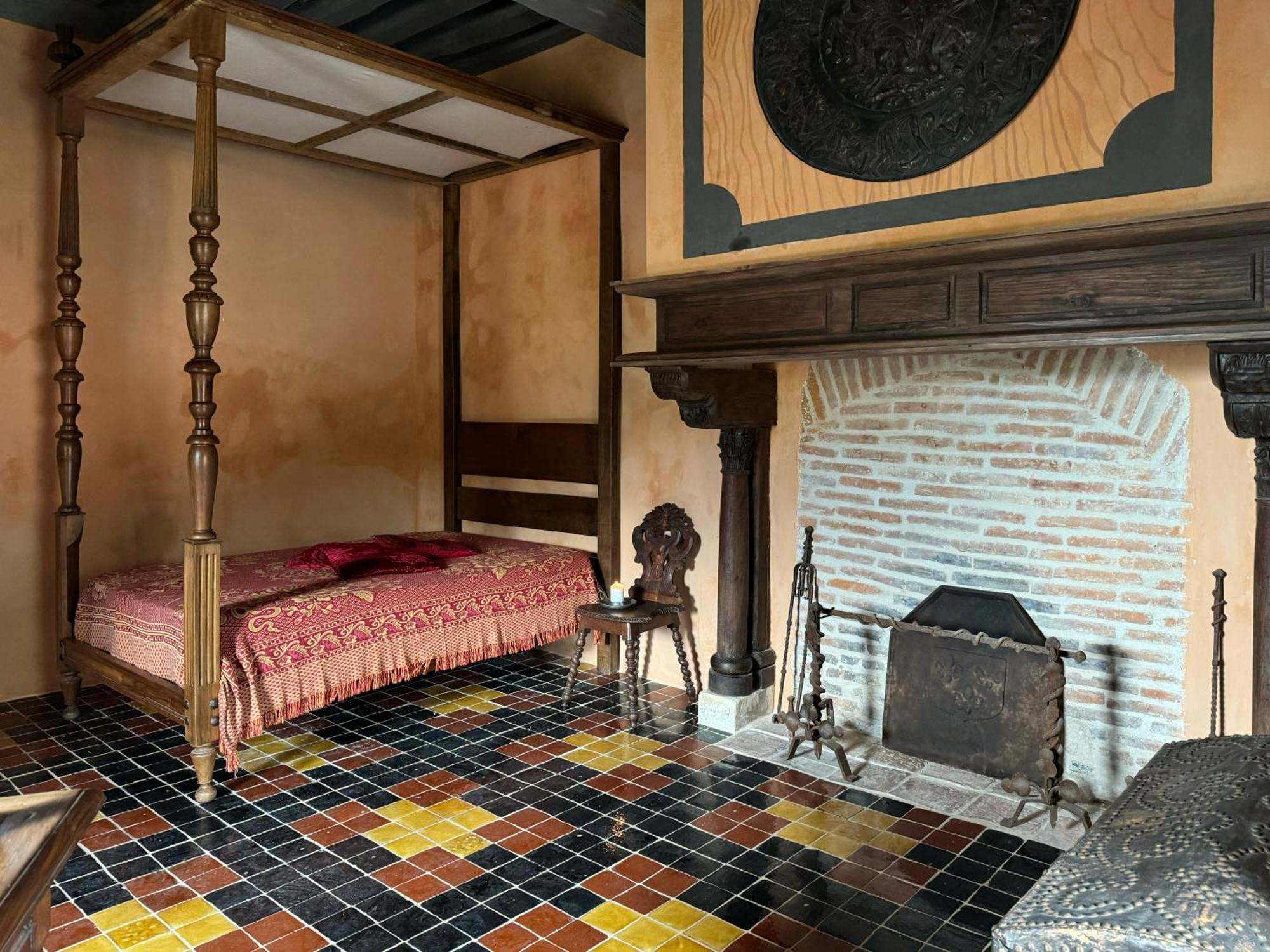 Chateau De Champrenault, Voyagez Dans Le Temps Exterior photo